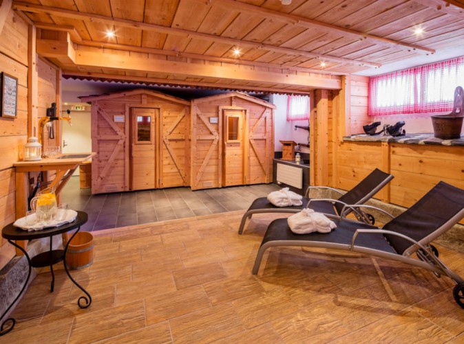 041_Carlton Europe Interlaken_Schoene Aussichten Touristik_Wellness 2